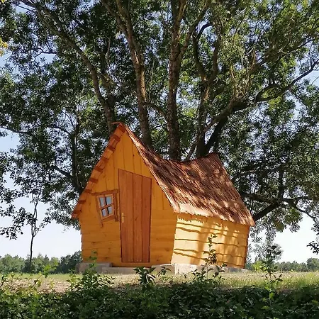 Petite Cabane De La Gare De Lurey Conflans Οργανωμένο κάμπινγκ Esclavolles-Lurey